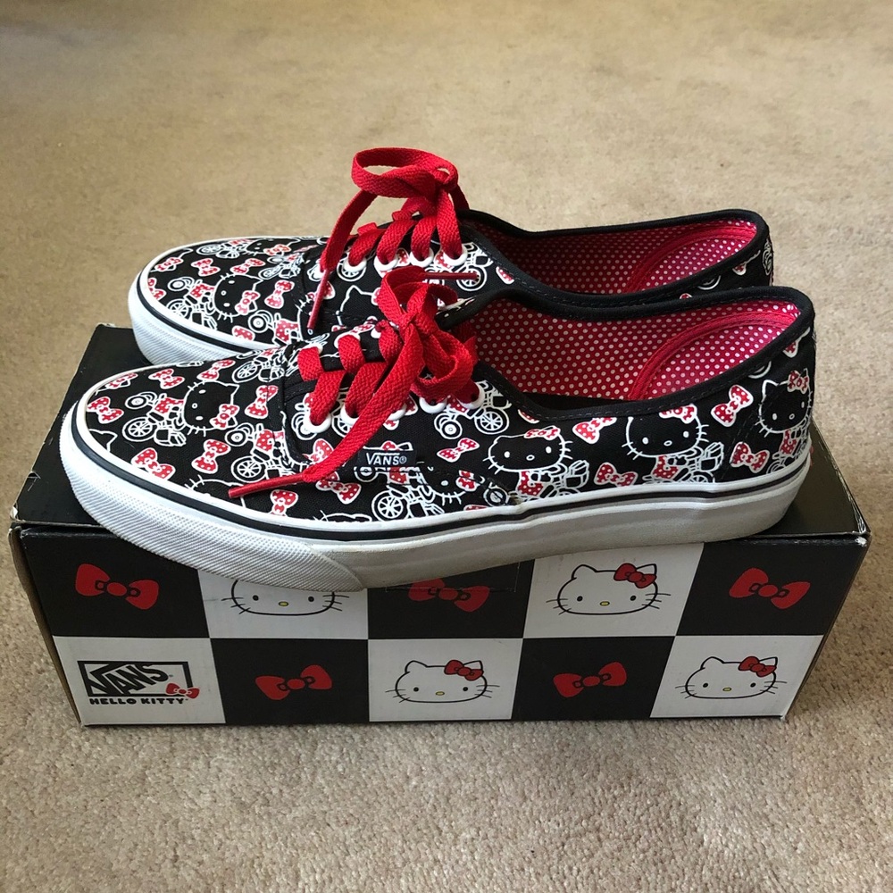 VANS Hello Kitty Casual Sneakers